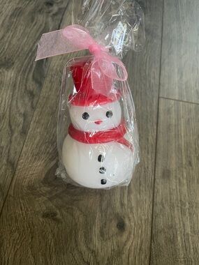 Snowman candle
